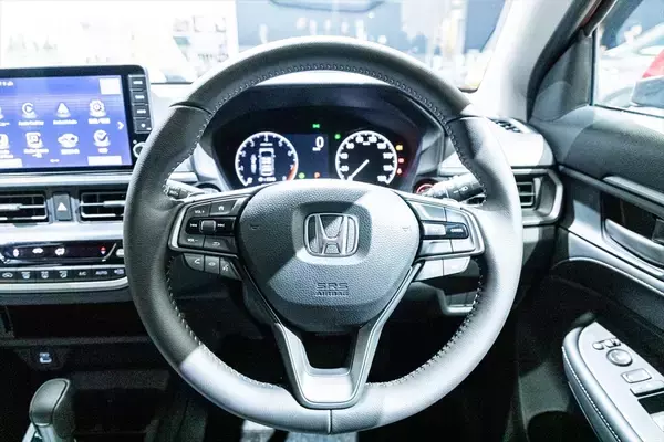 「Hondaの新型コンパクトSUV「WR-V」は驚異の低価格200万円台で来春発売予定！」の画像