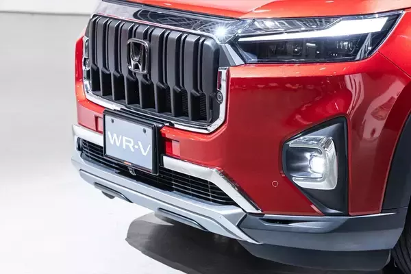 「Hondaの新型コンパクトSUV「WR-V」は驚異の低価格200万円台で来春発売予定！」の画像