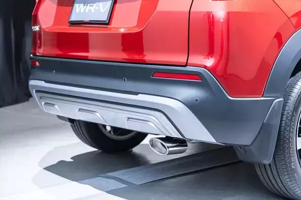 「Hondaの新型コンパクトSUV「WR-V」は驚異の低価格200万円台で来春発売予定！」の画像
