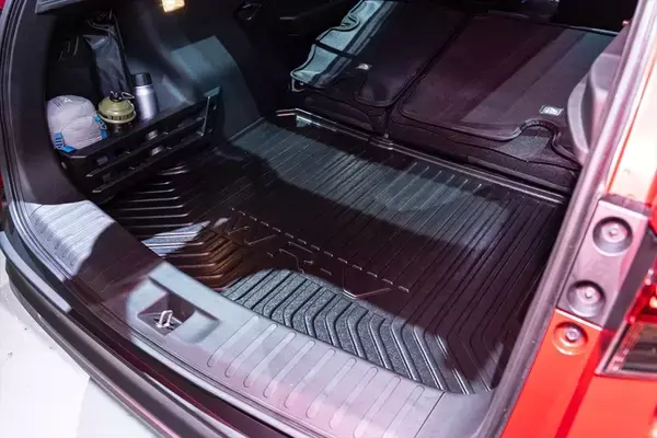 「Hondaの新型コンパクトSUV「WR-V」は驚異の低価格200万円台で来春発売予定！」の画像