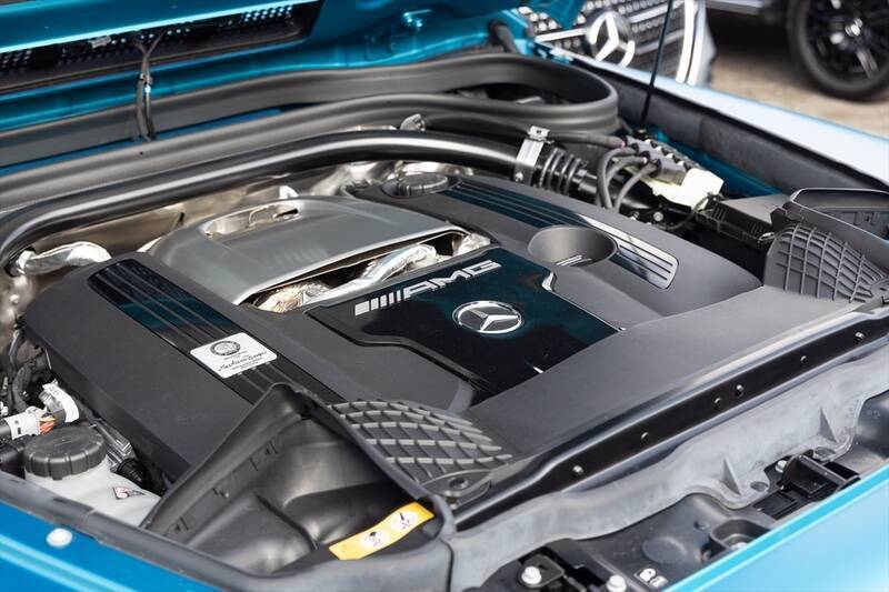 爆速＆ラグジュアリー体験！ 最強のベンツ・Gクラスに現役アイドルが乗って実感した贅沢空間