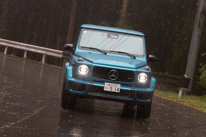 爆速＆ラグジュアリー体験！ 最強のベンツ・Gクラスに現役アイドルが乗って実感した贅沢空間