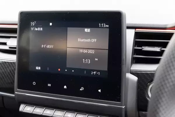 「輸入車唯一のフルハイブリッドSUV、ルノー「アルカナ」の走りは車重を感じさせない爽快感」の画像