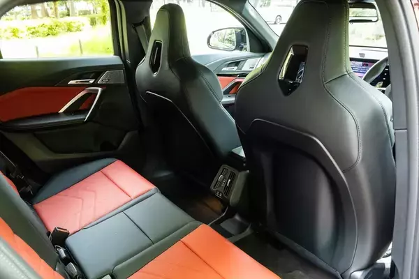 「BMW「X2 M35i」はカジュアルさとBMWらしさが高次元にバランスした日本にピッタリなSUV」の画像