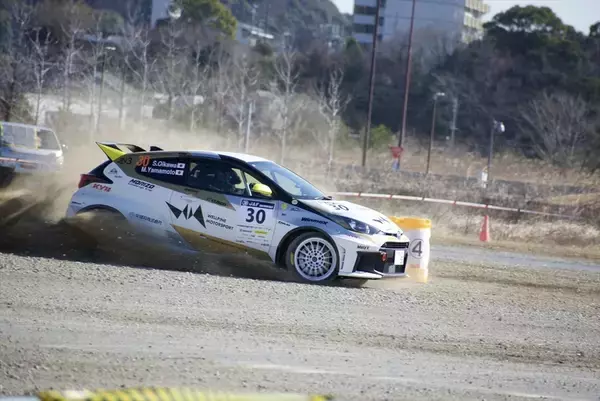 「平日は歯科医、週末はラリードライバー！ 及川紗利亜が挑む「MORIZO Challenge Cup」開幕戦のリアル」の画像