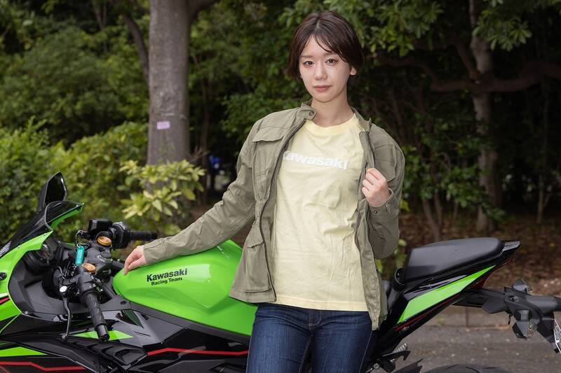 トップガンになりたくてカワサキの「Ninja ZX-25R」に乗った