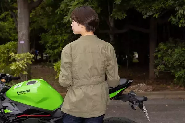 「トップガンになりたくてカワサキの「Ninja ZX-25R」に乗った」の画像