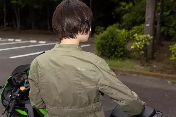 「トップガンになりたくてカワサキの「Ninja ZX-25R」に乗った」の画像