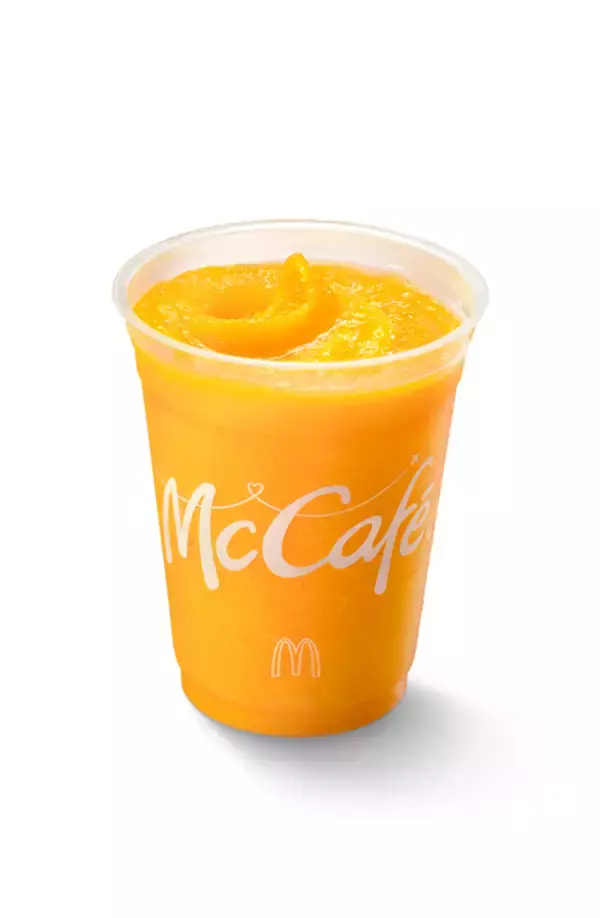 「マクドナルド「チョコフラッペ」初リニューアル！ 生クリーム追加でさらにうまそ」の画像