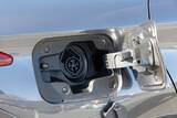 「電池ゼロでも実燃費25km/L！ トヨタ「ハリアーPHEV」の重厚な走りとコスパがエグすぎた」の画像19