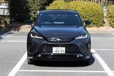 「電池ゼロでも実燃費25km/L！ トヨタ「ハリアーPHEV」の重厚な走りとコスパがエグすぎた」の画像6