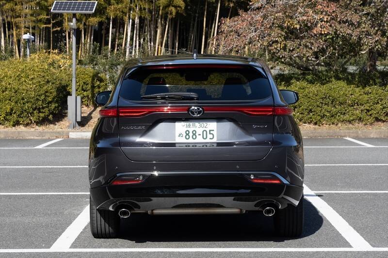 電池ゼロでも実燃費25km/L！ トヨタ「ハリアーPHEV」の重厚な走りとコスパがエグすぎた