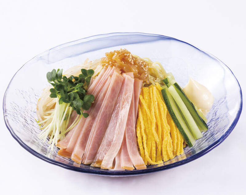 大阪王将、冷やし中華始めました！ 「五目冷やし中華」「胡麻どろ冷し担担麺」