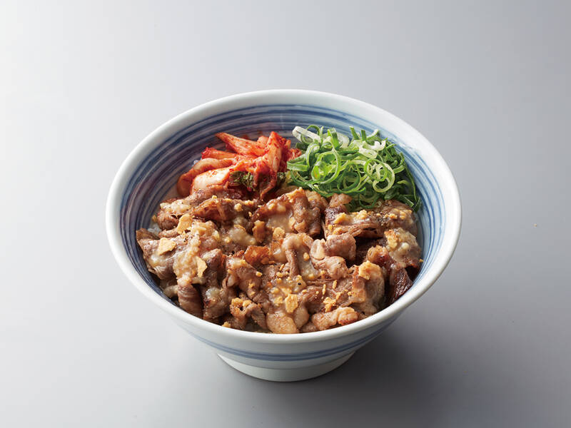 背徳感満載…！「にんにくカルビ丼」など3種の新作が、肉丼専門店に登場