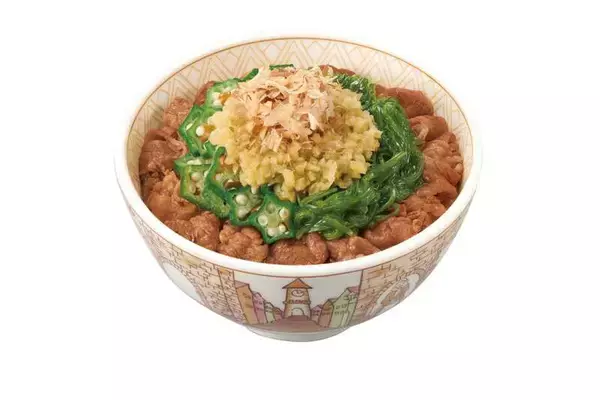 「ねばとろ好き集合！すき家「めかぶオクラ牛丼」今年も登場」の画像