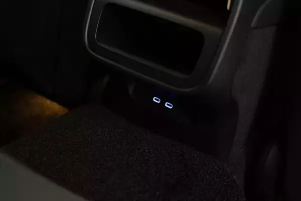 「1000km走破で実証！ メルセデス「E220d」のディーゼルは“圧倒的な疲労感のなさ”と“超低燃費”だった」の画像