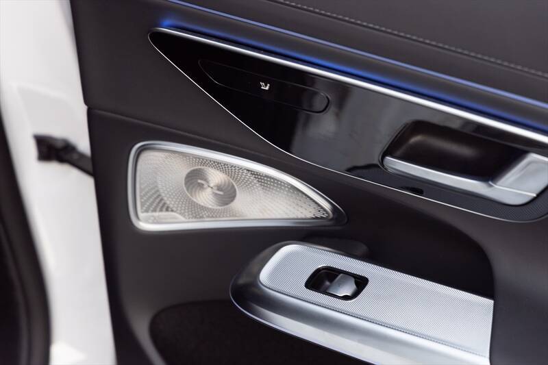 1000km走破で実証！ メルセデス「E220d」のディーゼルは“圧倒的な疲労感のなさ”と“超低燃費”だった