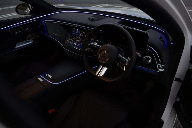 1000km走破で実証！ メルセデス「E220d」のディーゼルは“圧倒的な疲労感のなさ”と“超低燃費”だった