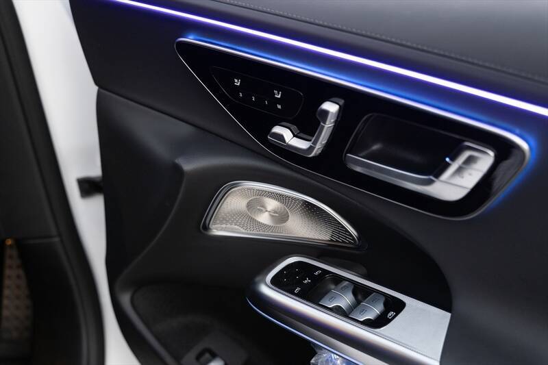 1000km走破で実証！ メルセデス「E220d」のディーゼルは“圧倒的な疲労感のなさ”と“超低燃費”だった