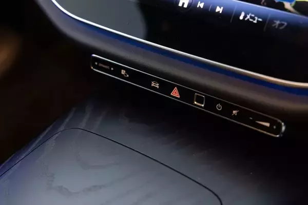 「1000km走破で実証！ メルセデス「E220d」のディーゼルは“圧倒的な疲労感のなさ”と“超低燃費”だった」の画像