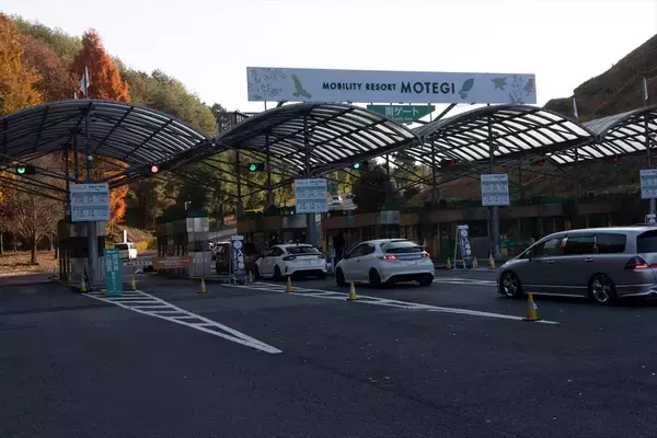 「1000km走破で実証！ メルセデス「E220d」のディーゼルは“圧倒的な疲労感のなさ”と“超低燃費”だった」の画像