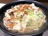 「富士そば、あの「肉骨茶そば」再び！ にんにく×胡椒の刺激がガツン」の画像2