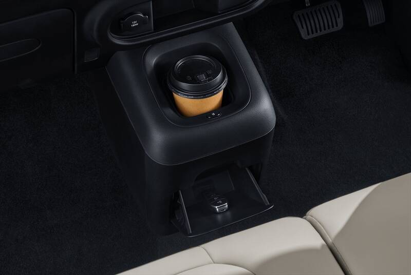 航続320kmでフル装備！ BYDの軽EV「RACCO」は日本の軽自動車の“聖域”をどう切り崩すか