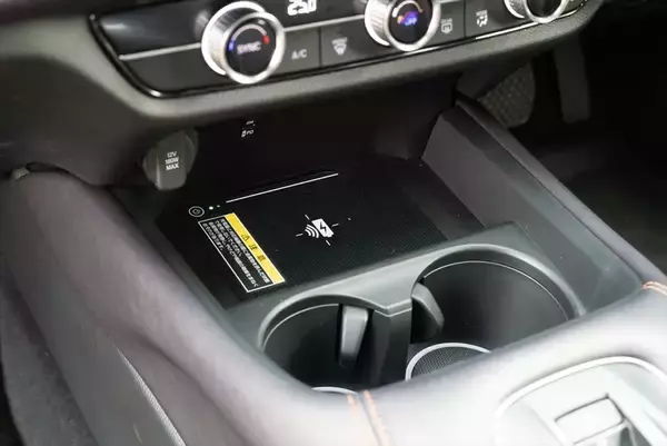 「HondaのミドルSUV「ZR-V e:HEV」は発売前に純正アクセサリーを大量に用意」の画像