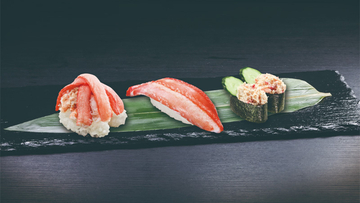 カ、カニ～！！ くら寿司に「超かにづくし」夏でも美味しい蟹を用意