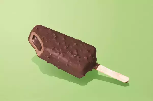 「ファミマが「チョコだらけ」に！ケーキ、アイス、ドーナツなど11種が一斉に登場」の画像