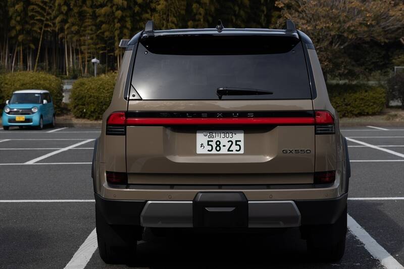 【ランクル250と何が違う？】約500万円高いレクサス「GX550」に乗ってわかった“価格差の正体”