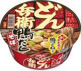「「どん兵衛 鴨だしそば」を12個ストック！ 鴨の旨みを楽しめる人気味がスマイルSaleでお買い得」の画像1