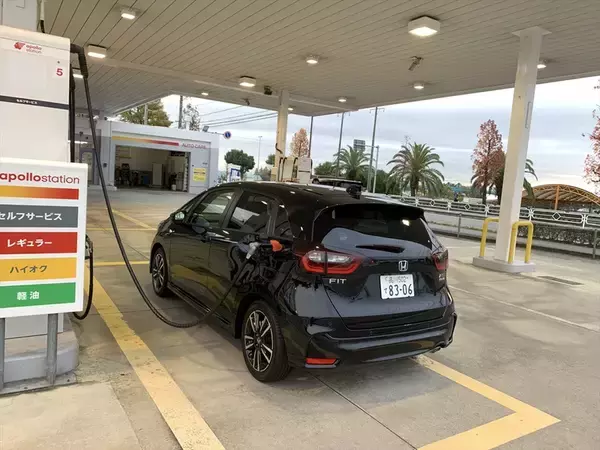 「2022年に乗ったクルマの中でベストバイはホンダの「FIT e:HEV RS」に決定！」の画像