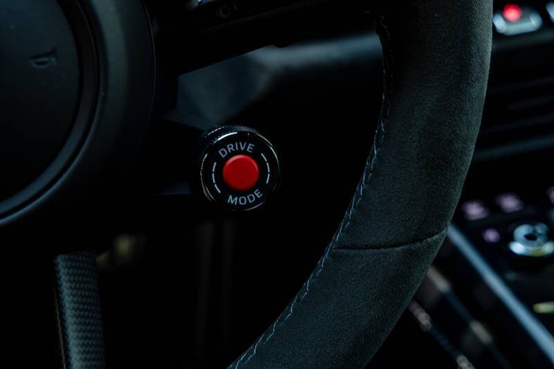 ポルシェ「911 GTS」のハイブリッドに911のSDGsを見た！