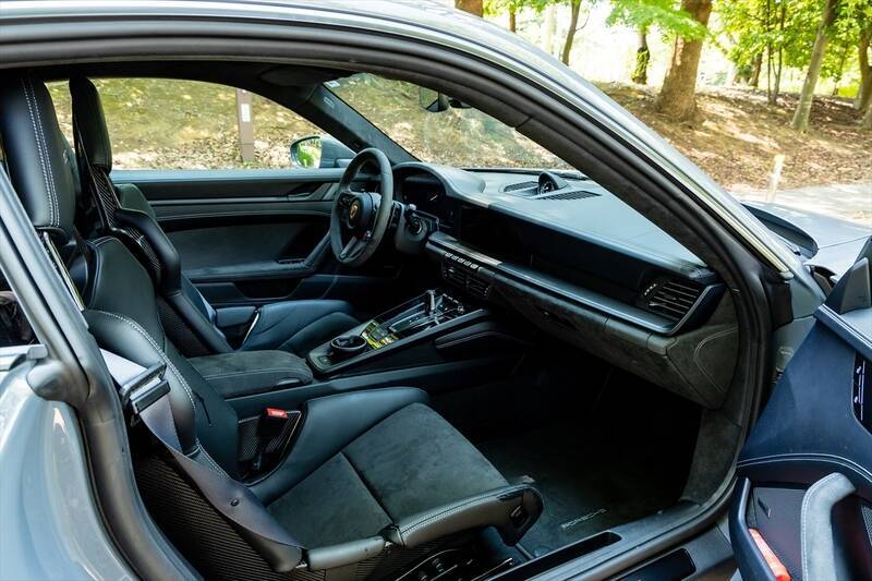 ポルシェ「911 GTS」のハイブリッドに911のSDGsを見た！