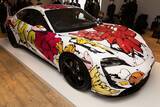 「ポルシェ・タイカンが日本人アーティストの手によってアートカーに生まれ変わる」の画像17