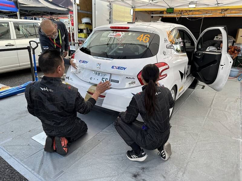 現役RQの荏崎ろあ、WRC・ラリージャパンで世界戦のメカニックデビュー！