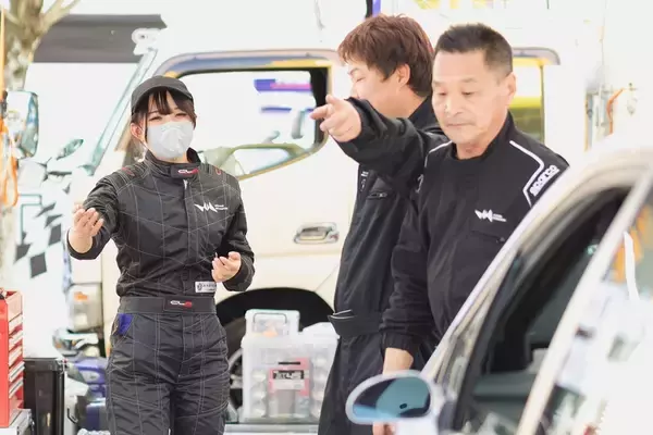 「現役RQの荏崎ろあ、WRC・ラリージャパンで世界戦のメカニックデビュー！」の画像