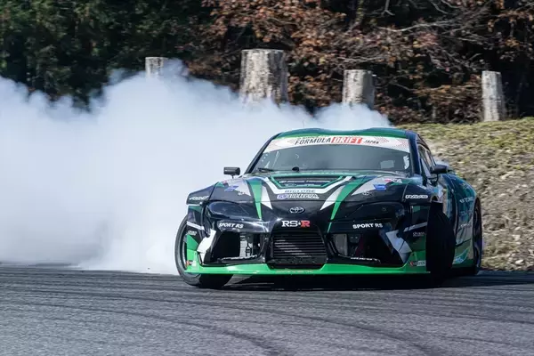 「1000馬力ドリフトに子どもEVカートまで！ BIGLOBEの走行会が楽しすぎた件」の画像