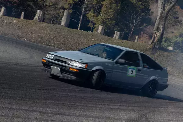 「1000馬力ドリフトに子どもEVカートまで！ BIGLOBEの走行会が楽しすぎた件」の画像