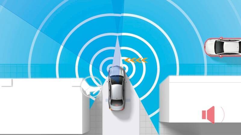 トヨタ「ランドクルーザー250」ガソリン車を改良 盗難対策が“標準装備”に