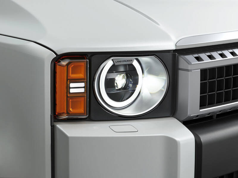 トヨタ「ランドクルーザー250」ガソリン車を改良 盗難対策が“標準装備”に