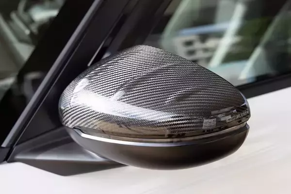 「Honda「FIT RS」に“力強さ”を加える無限のアクセサリーをチェック！」の画像