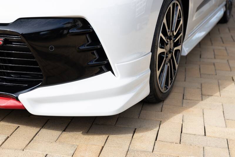 Honda「FIT RS」に“力強さ”を加える無限のアクセサリーをチェック！