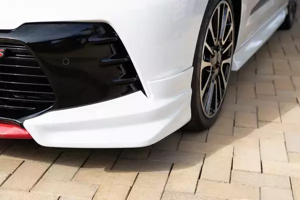 「Honda「FIT RS」に“力強さ”を加える無限のアクセサリーをチェック！」の画像