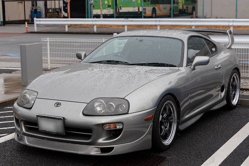 織戸学選手も参加！ スープラと86をテーマに100台以上が早朝の東雲に集合！