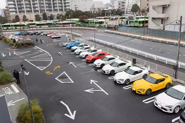 「織戸学選手も参加！ スープラと86をテーマに100台以上が早朝の東雲に集合！」の画像