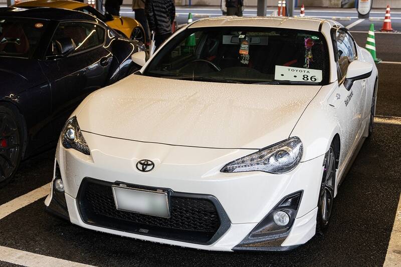 織戸学選手も参加！ スープラと86をテーマに100台以上が早朝の東雲に集合！