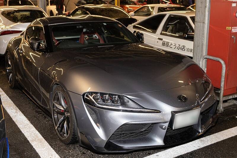 織戸学選手も参加！ スープラと86をテーマに100台以上が早朝の東雲に集合！