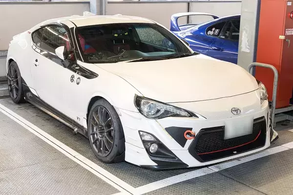 「織戸学選手も参加！ スープラと86をテーマに100台以上が早朝の東雲に集合！」の画像